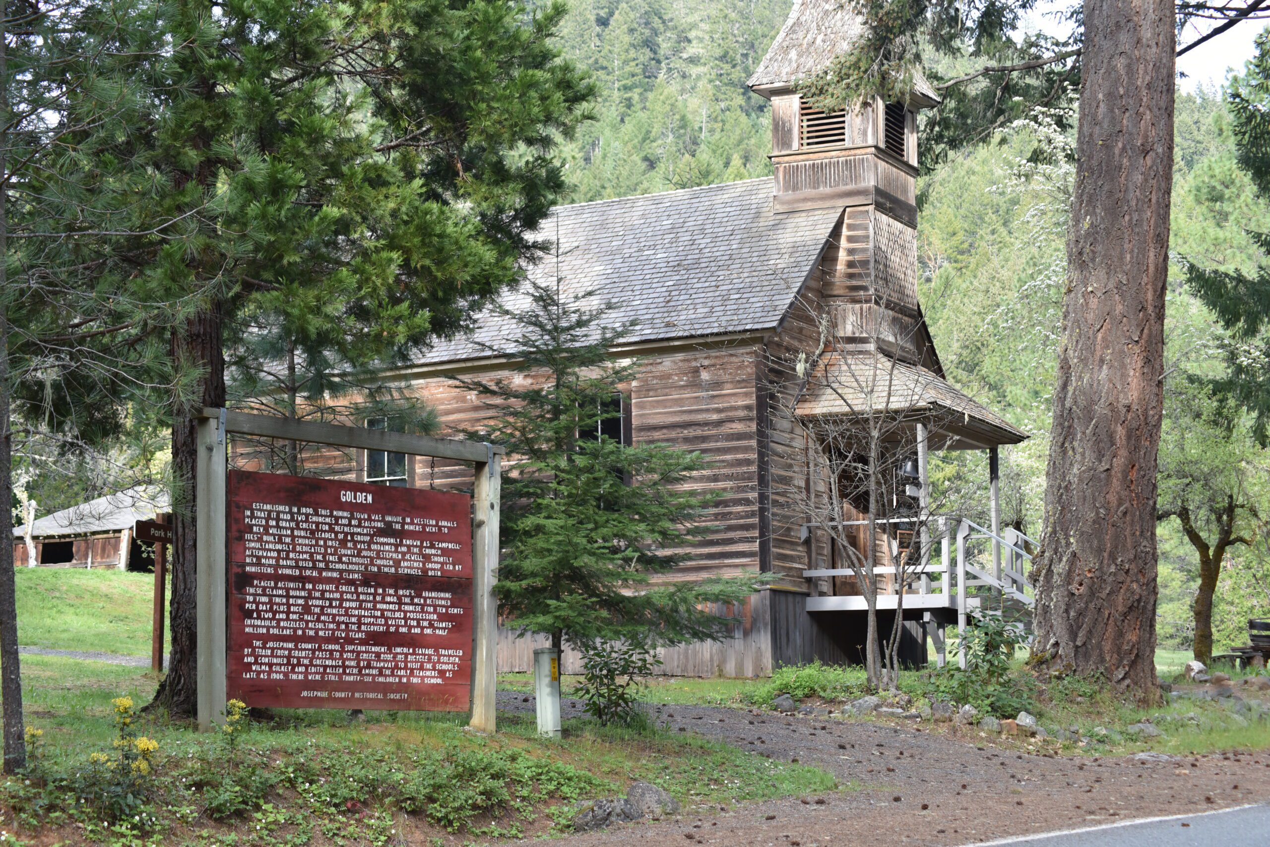 Golden Ghost Town, an old abandoned church