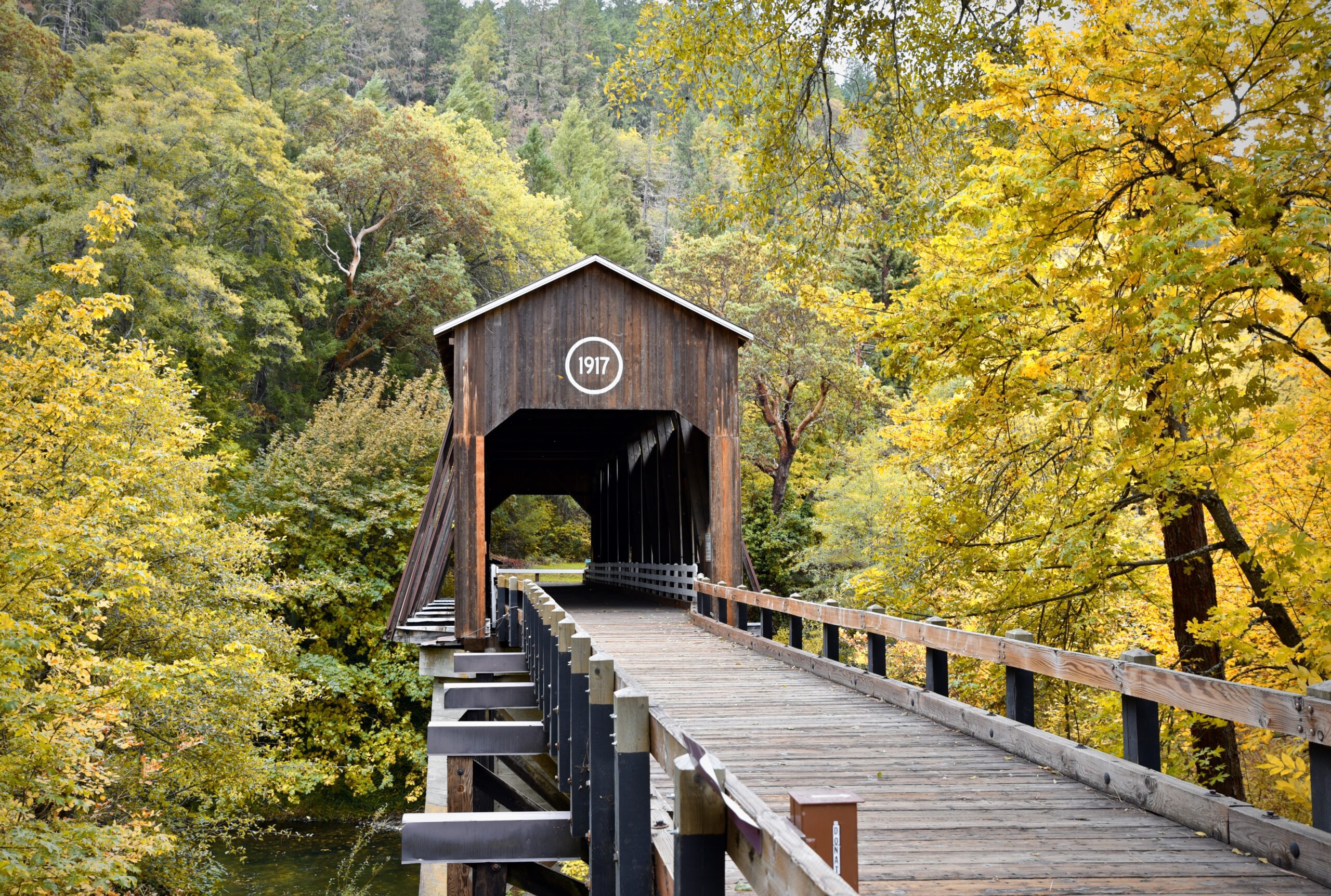 Applegate Valley covered bridge