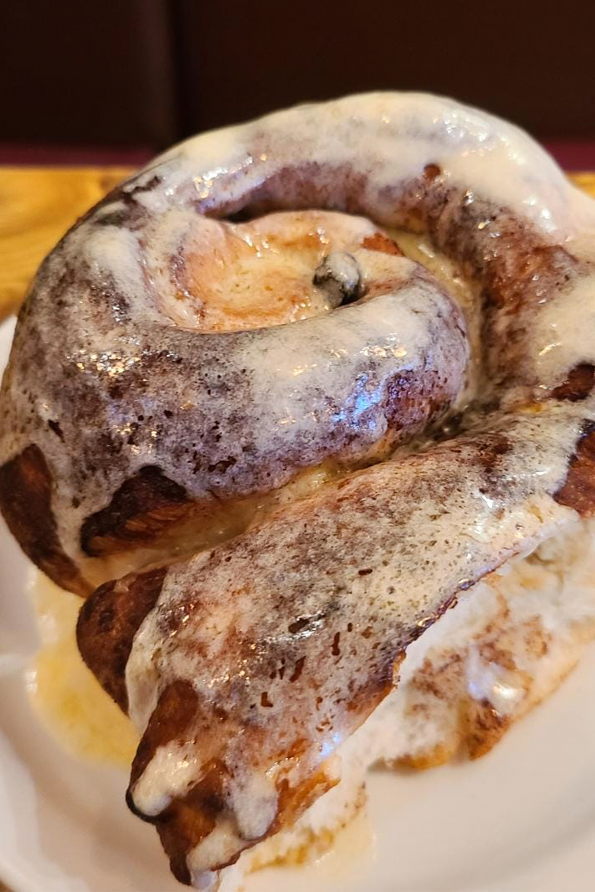 Wonder Bur brunch cinnamon roll